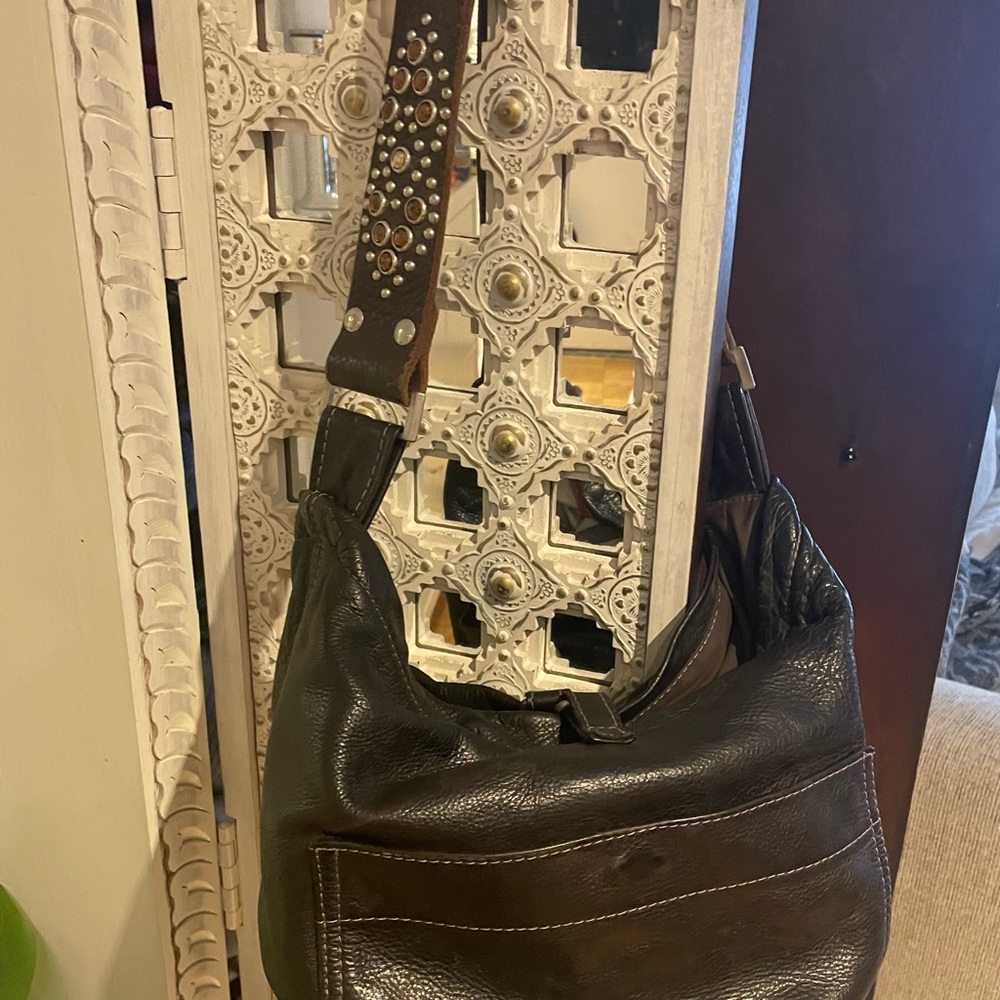 Tylie Malibu leather bag